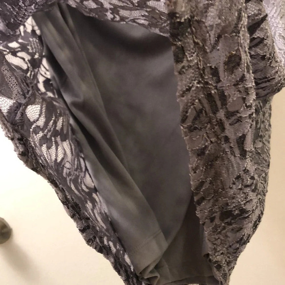 Scarlett Dress - Picture 4 of 7